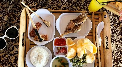 景點：臟鴨餐